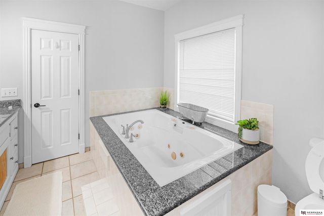 1403 Bluff Street, Bellevue, NE 68005