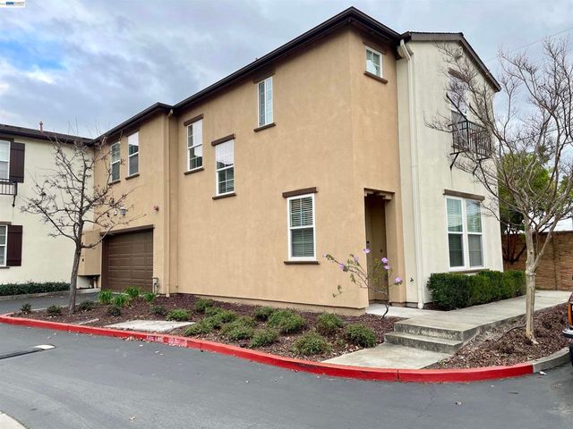 3901 Forest Cir, Castro Valley, CA 94546