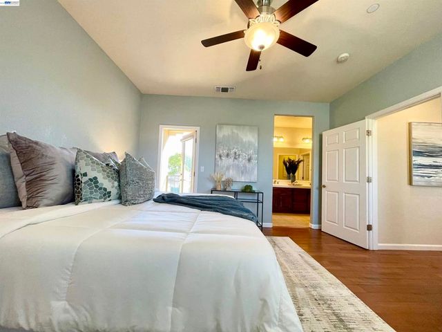 3901 Forest Cir, Castro Valley, CA 94546