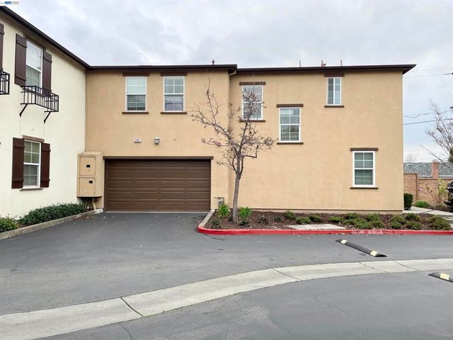3901 Forest Cir, Castro Valley, CA 94546