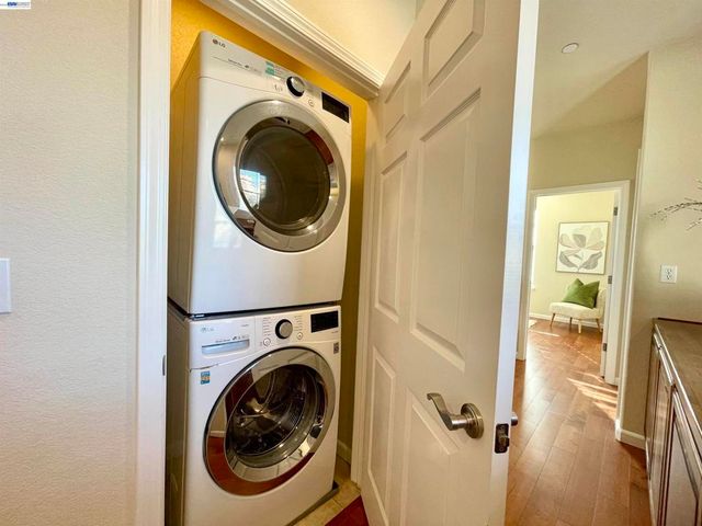 3901 Forest Cir, Castro Valley, CA 94546