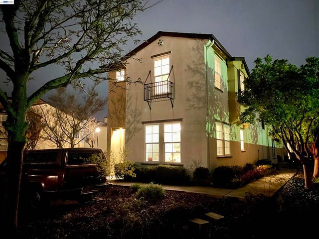 3901 Forest Cir, Castro Valley, CA 94546