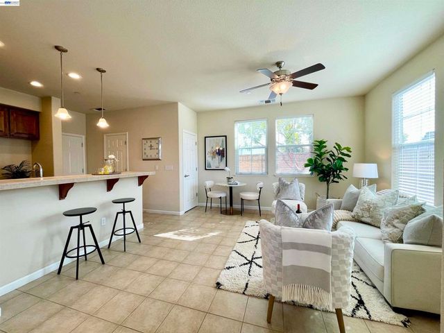 3901 Forest Cir, Castro Valley, CA 94546