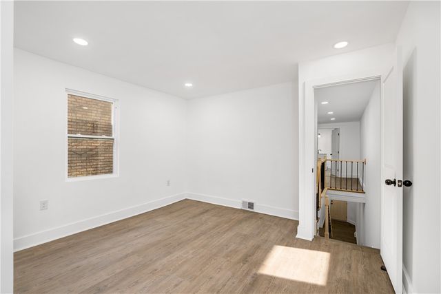 1206 Linden Place, Central North Side, PA 15212