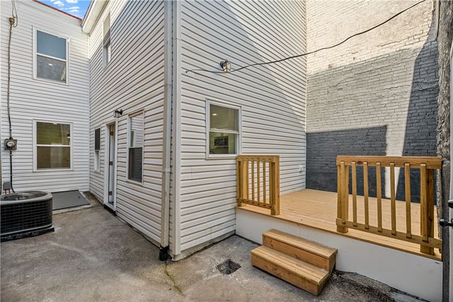 1206 Linden Place, Central North Side, PA 15212