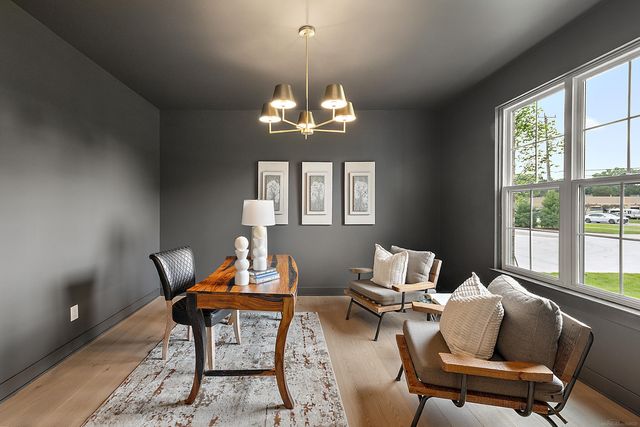 1051 E Avon Road, Rochester Hills, MI 48307