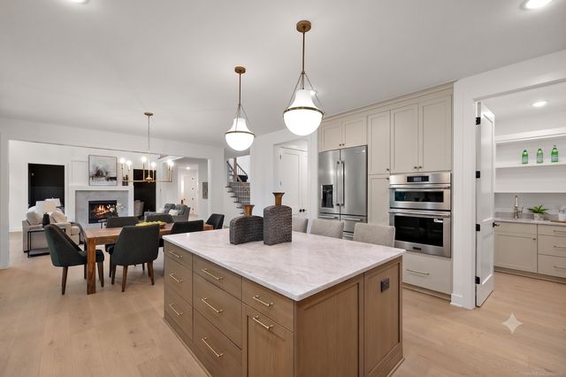 1051 E Avon Road, Rochester Hills, MI 48307