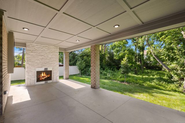 1051 E Avon Road, Rochester Hills, MI 48307