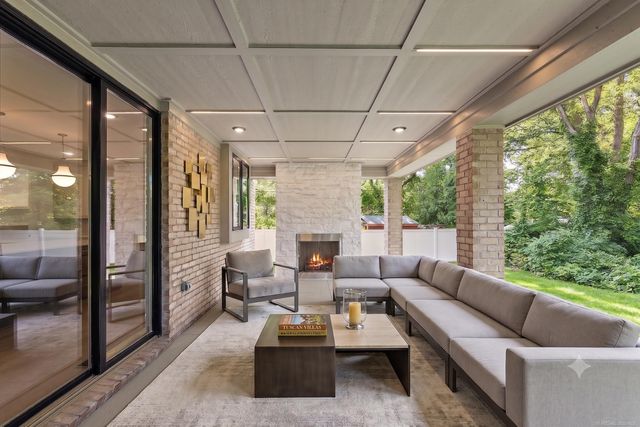 1051 E Avon Road, Rochester Hills, MI 48307