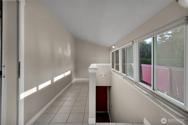 1547 SW Myrtle Street, Seattle, WA 98106