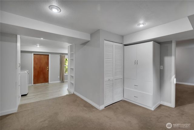 1547 SW Myrtle Street, Seattle, WA 98106