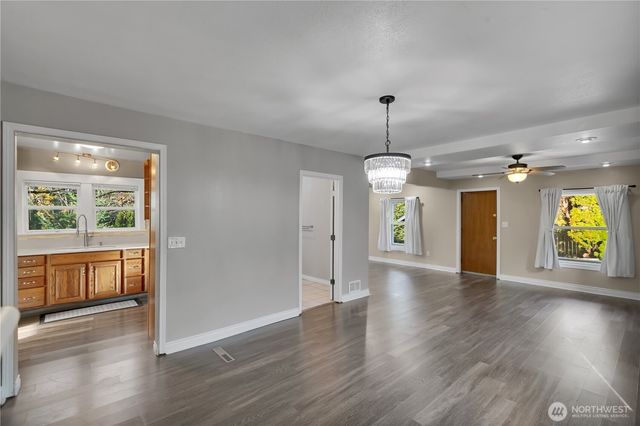 1547 SW Myrtle Street, Seattle, WA 98106