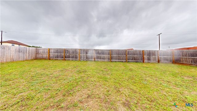 1745 Dryden Avenue, Copperas Cove, TX 76522