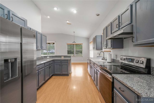 1874 W Angelica Loop, Lecanto, FL 34461