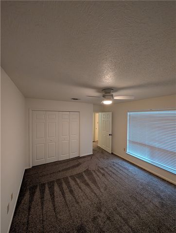 2812 Village Drive, Bryan, TX 77802