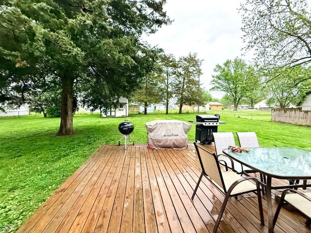 250 N Pleasant Run, Crawfordsville, IN 47933