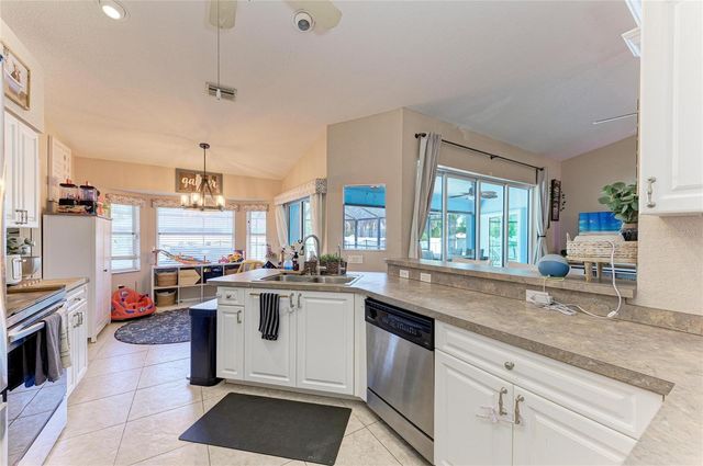 1050 NORTHVIEW STREET, Port Charlotte, FL 33952