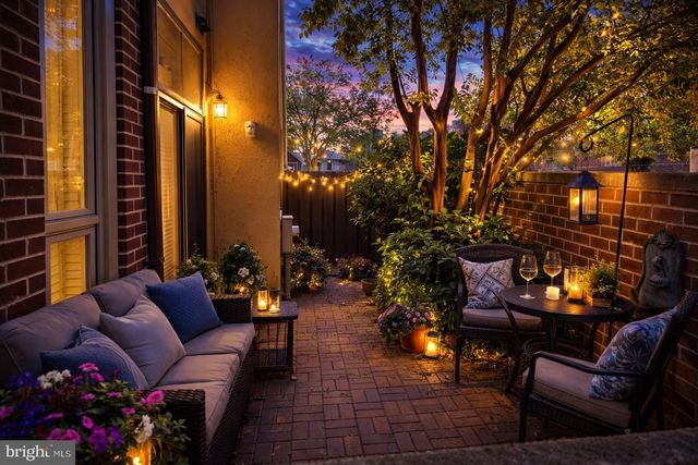 418 S HANOVER ST, Baltimore, MD 21201