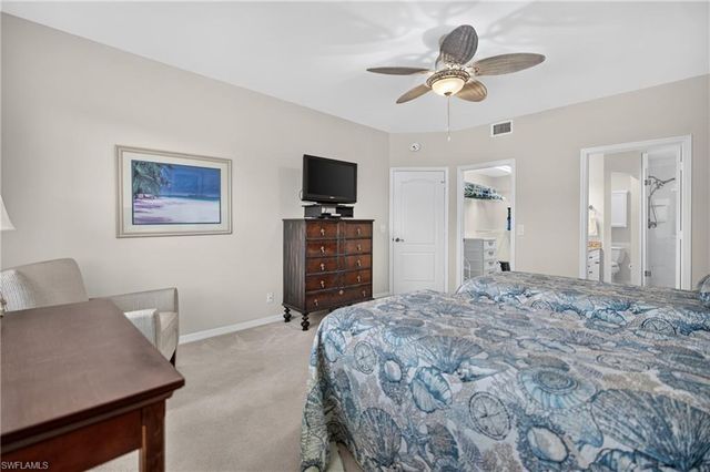 528 Lake Louise CIR 301, Naples, FL 34110