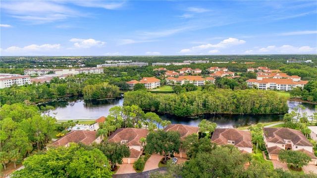 528 Lake Louise CIR 301, Naples, FL 34110