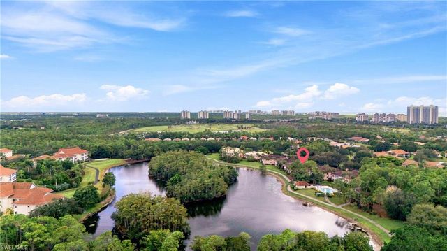 528 Lake Louise CIR 301, Naples, FL 34110