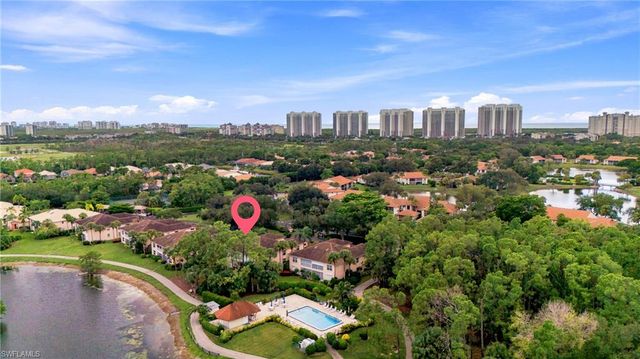 528 Lake Louise CIR 301, Naples, FL 34110