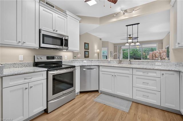 528 Lake Louise CIR 301, Naples, FL 34110