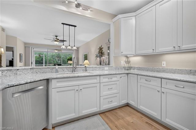 528 Lake Louise CIR 301, Naples, FL 34110