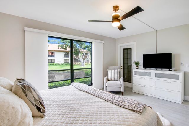 512 Brackenwood Place, Palm Beach Gardens, FL 33418