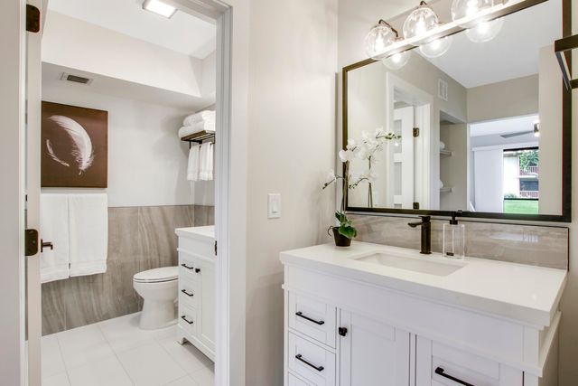 512 Brackenwood Place, Palm Beach Gardens, FL 33418