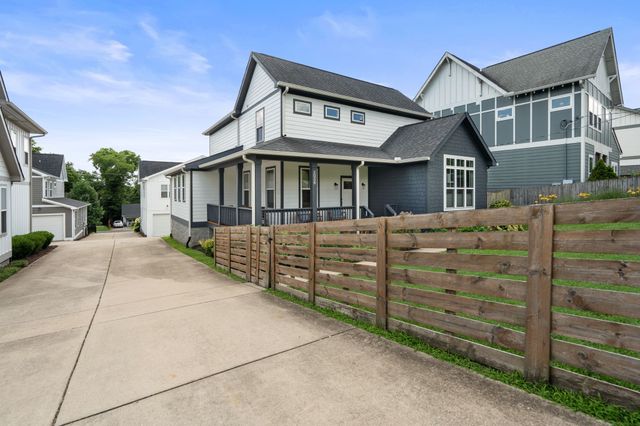 2038 Straightway Ave, Nashville, TN 37206