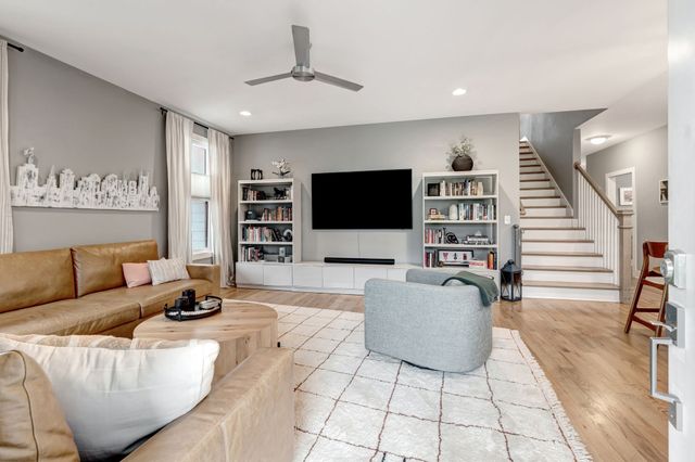 2038 Straightway Ave, Nashville, TN 37206