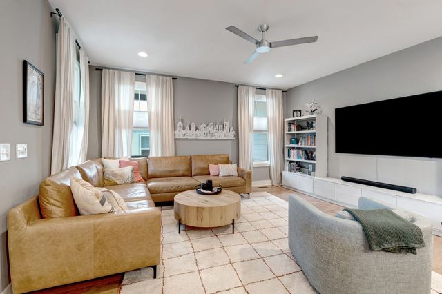 2038 Straightway Ave, Nashville, TN 37206