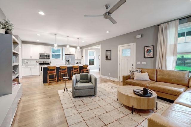 2038 Straightway Ave, Nashville, TN 37206
