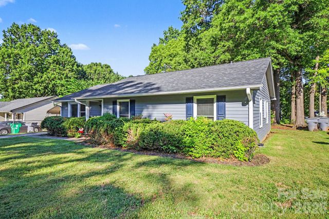 1530 Teddington Drive, Charlotte, NC 28214