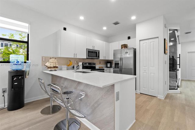 28500 SW 133rd Path 28500, Homestead, FL 33033