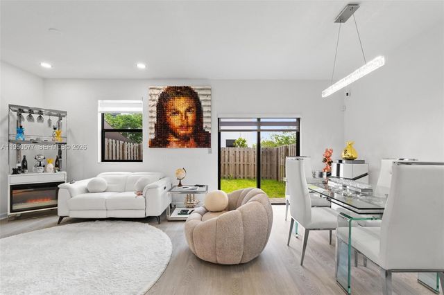 28500 SW 133rd Path 28500, Homestead, FL 33033