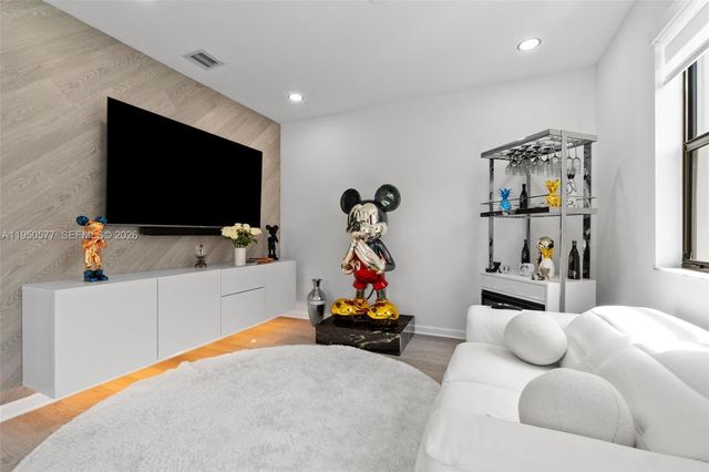 28500 SW 133rd Path 28500, Homestead, FL 33033