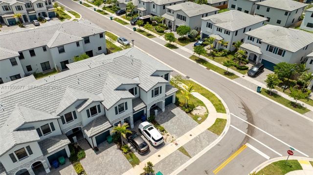 28500 SW 133rd Path 28500, Homestead, FL 33033