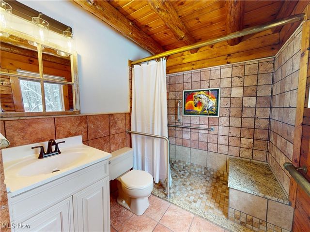 13820 Aquilla Road, Burton, OH 44021