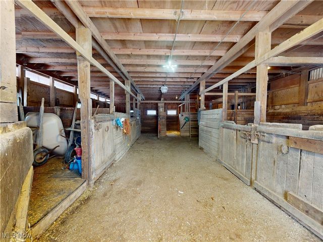 13820 Aquilla Road, Burton, OH 44021