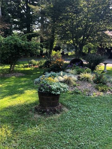 13820 Aquilla Road, Burton, OH 44021