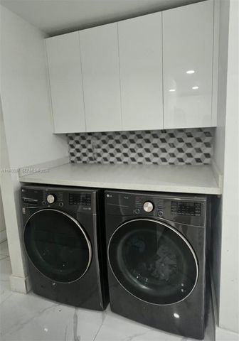 11417 SW 35 ln, Miami, FL 33165