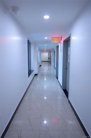 7065 Queens Boulevard 8J, Woodside, NY 11377