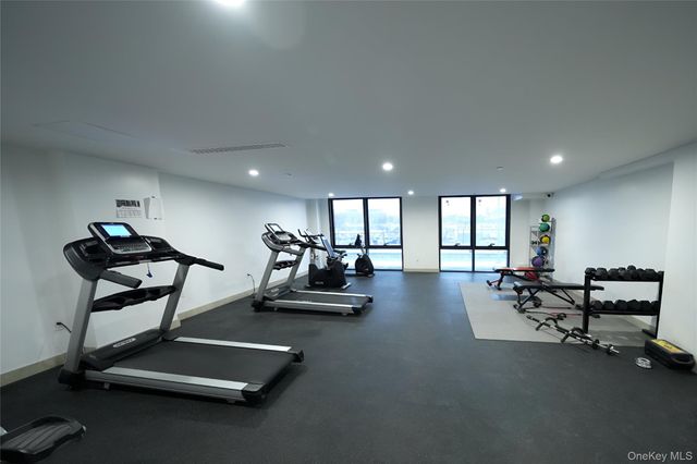 7065 Queens Boulevard 8J, Woodside, NY 11377