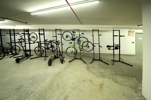 7065 Queens Boulevard 8J, Woodside, NY 11377