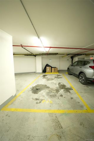 7065 Queens Boulevard 8J, Woodside, NY 11377