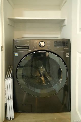 7065 Queens Boulevard 8J, Woodside, NY 11377