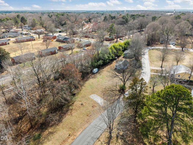 620 Brewer Avenue, Wake Forest, NC 27587