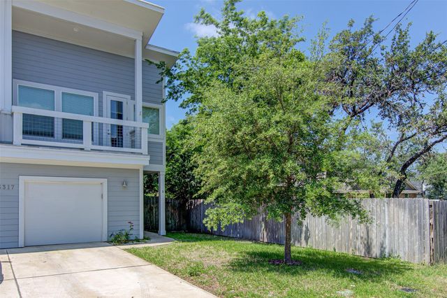 3317 Blumie ST B, Austin, TX 78745